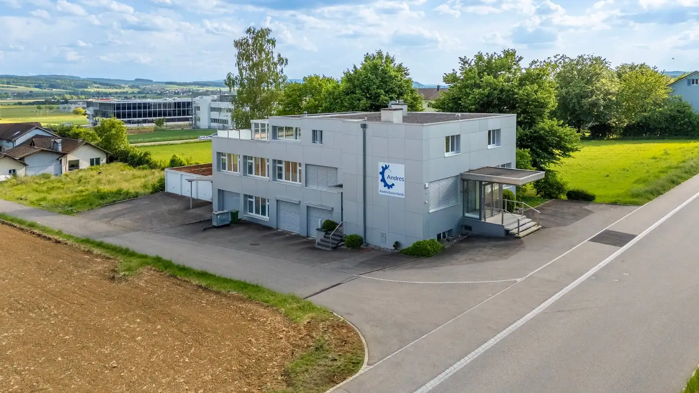 Industrial property for sale - Diebold Schilling-Strasse 51, 2544 Bettlach