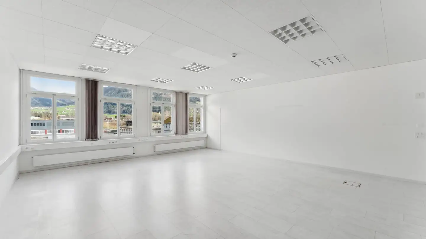 Spazio ufficio in affitto - Neuland 2, 6460 Altdorf UR - Photo 4