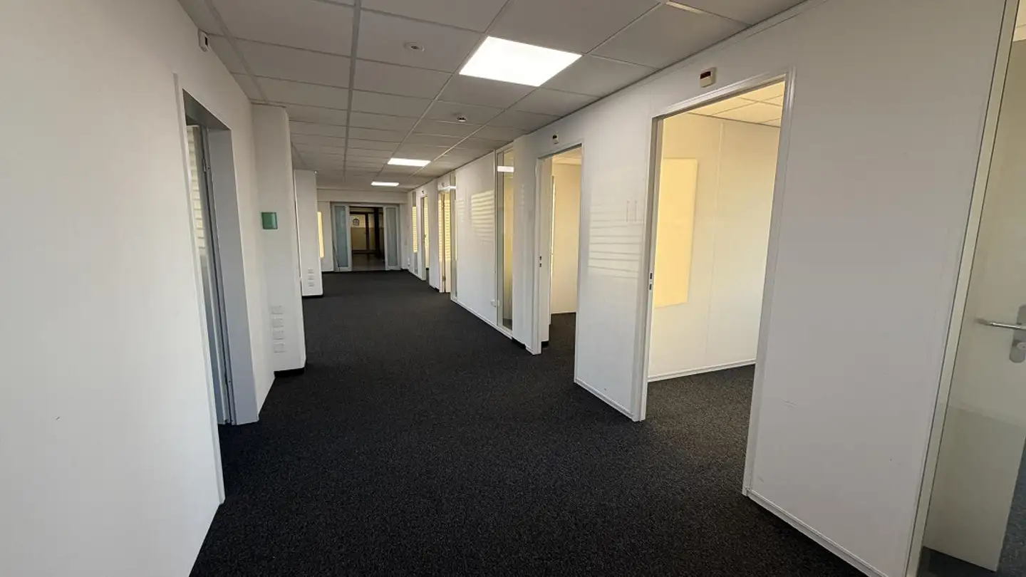 Bürofläche mieten - Ringstrasse 15a, 8600 Dübendorf
