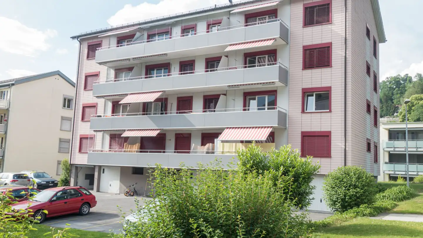 Appartement à louer - Neuhaus 2e, 8753 Mollis