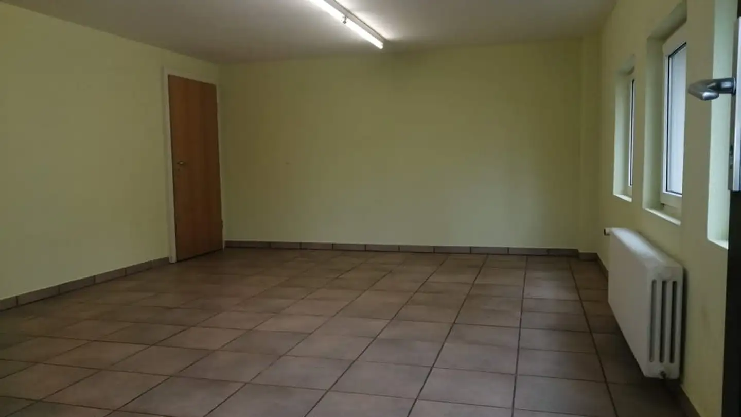 Commerciale in affitto - Rue Du Patinage 3, 2114 Fleurier - Photo 2