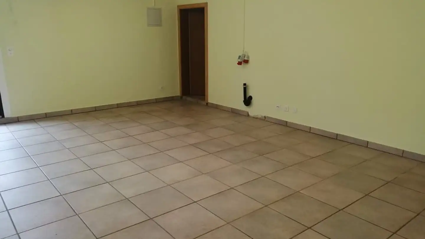 Commerciale in affitto - Rue Du Patinage 3, 2114 Fleurier - Photo 3