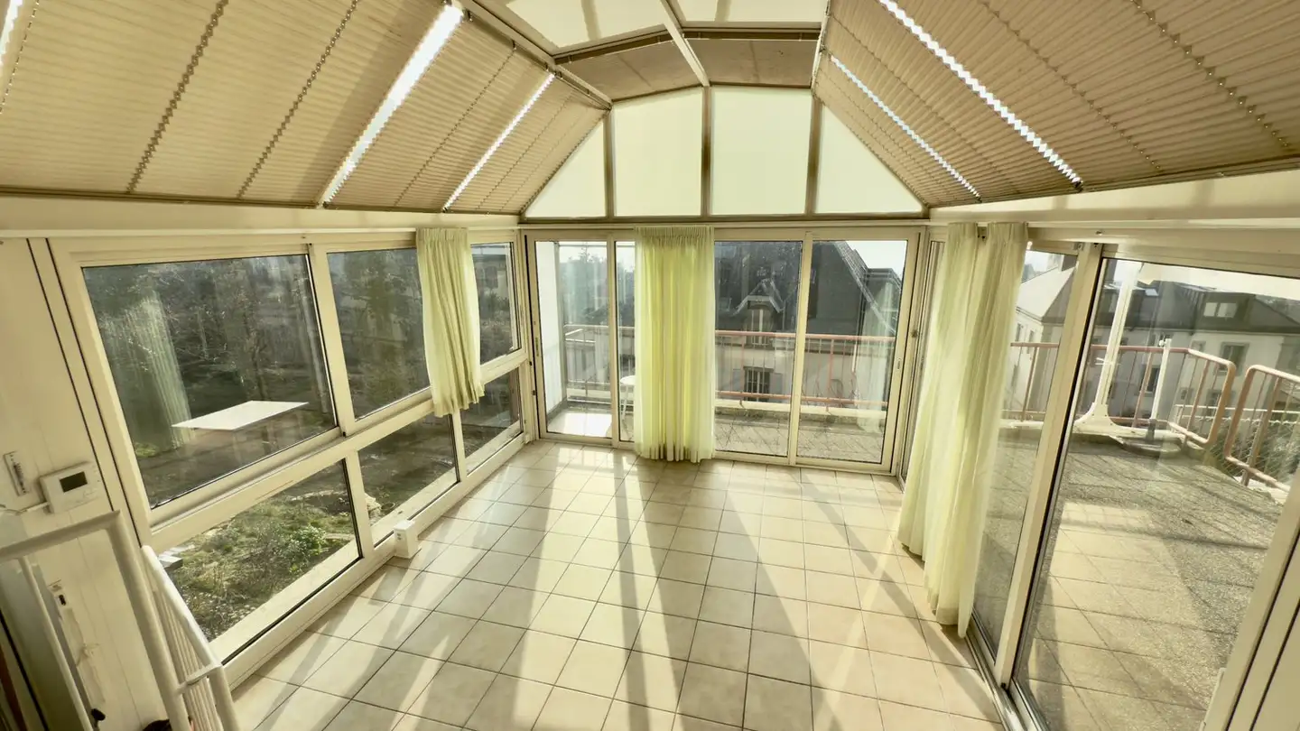 Stepped apartment for rent - Rue De La Côte 81, 2000 Neuchâtel - Photo 4