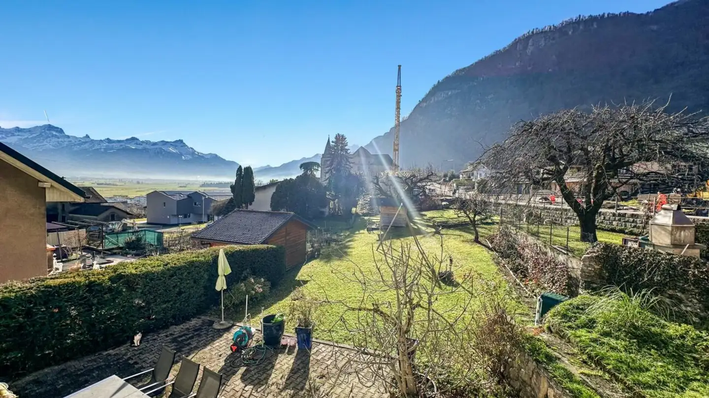 Single house for sale - 1896 Miex