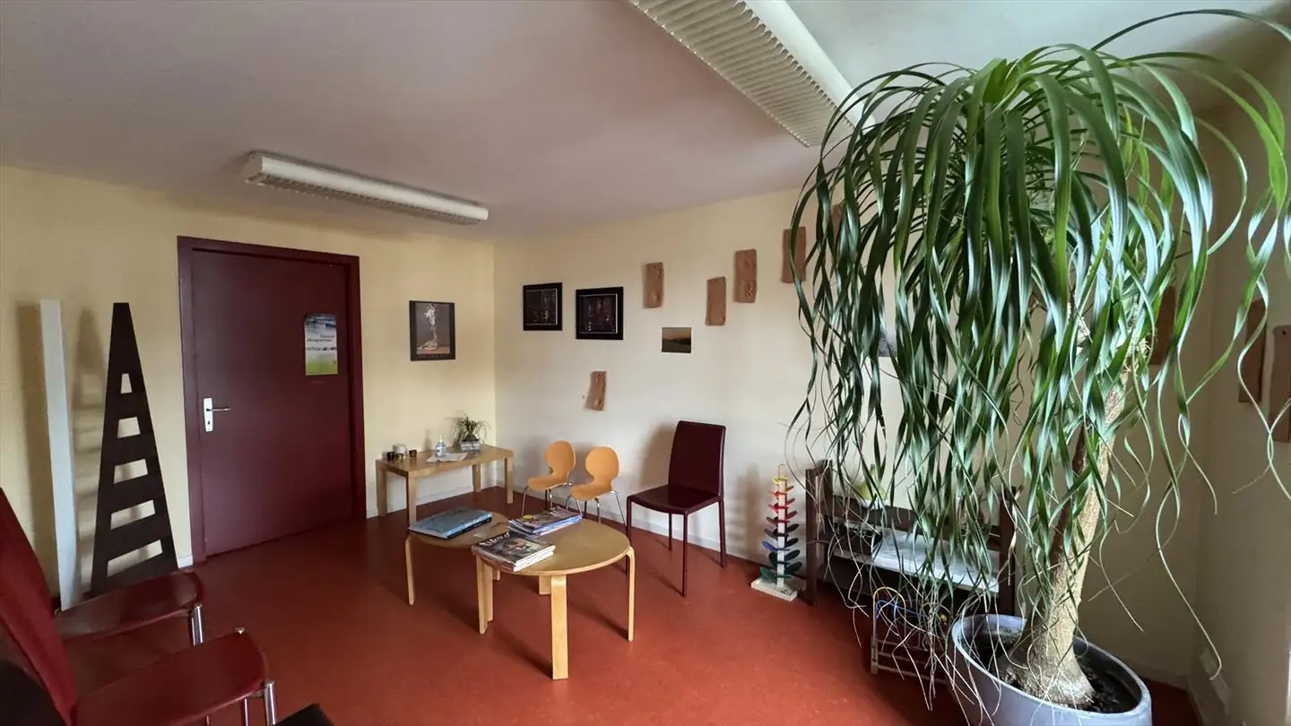 Bureau à louer - Rue De Vevey 4, 1630 Bulle - Photo 3