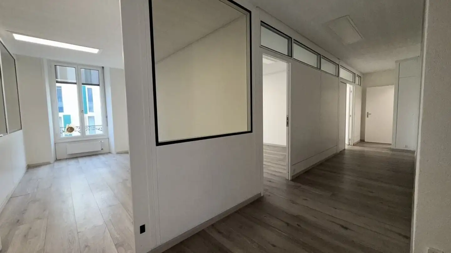 Office space for rent - Place De Cornavin, 1201 Genève - Photo 3