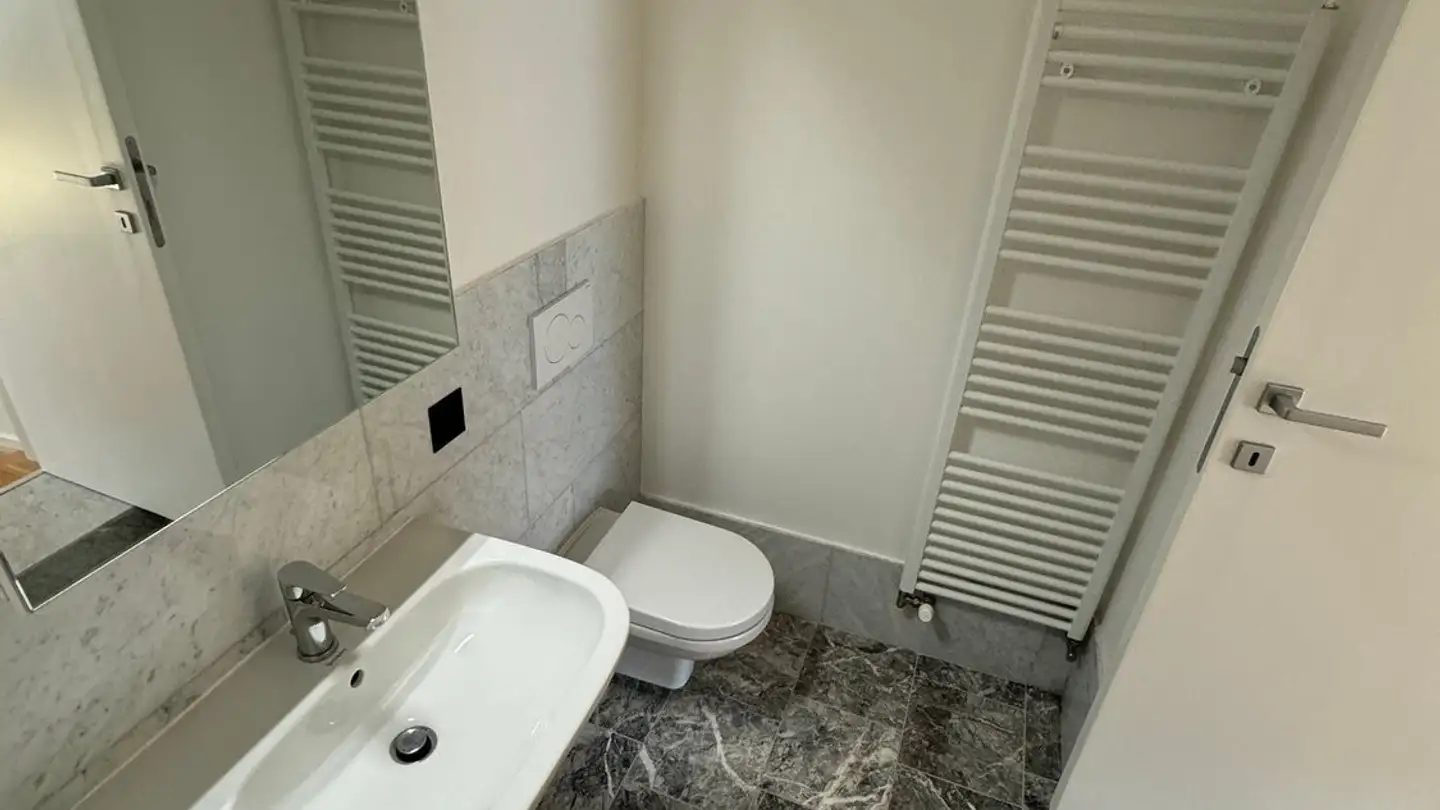 Appartamento in affitto - Vicolo Del Municipio 2, 6988 Ponte Tresa - Photo 4