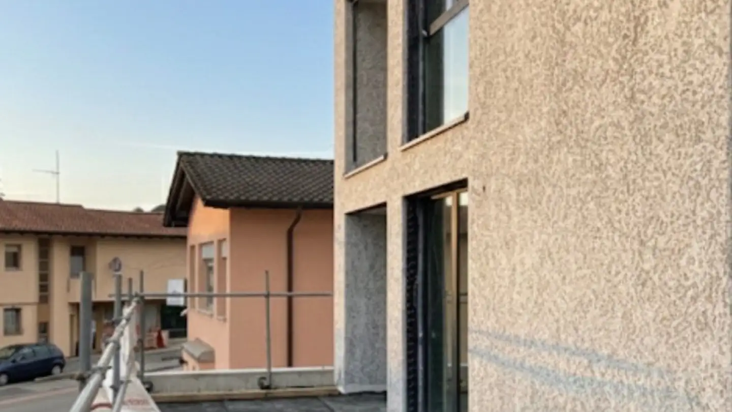 Apartment for rent - 6863 Besazio - Photo 3