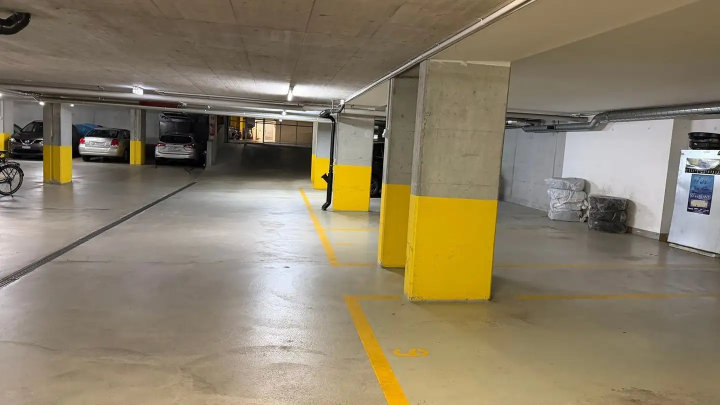 Underground parking space for rent - Stelzenackerstrasse 10, 8953 Dietikon