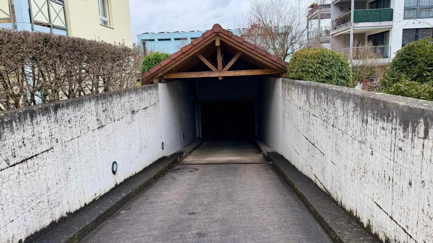 Underground parking space for rent - Stelzenackerstrasse 10, 8953 Dietikon - Photo 3