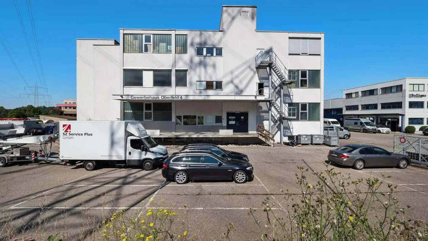 Edificio ad uso misto in affitto - Oberfeld 4, 6037 Root