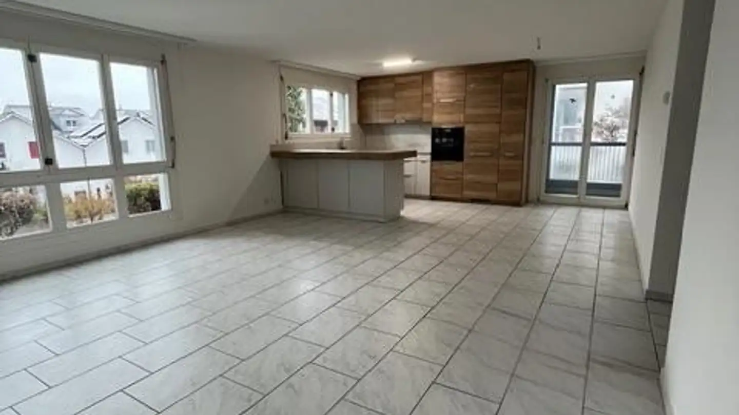 Wohnung mieten - Blumenbergstrasse 12a, 8633 Wolfhausen - Foto 2