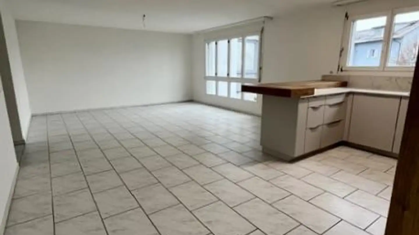 Wohnung mieten - Blumenbergstrasse 12a, 8633 Wolfhausen - Foto 3