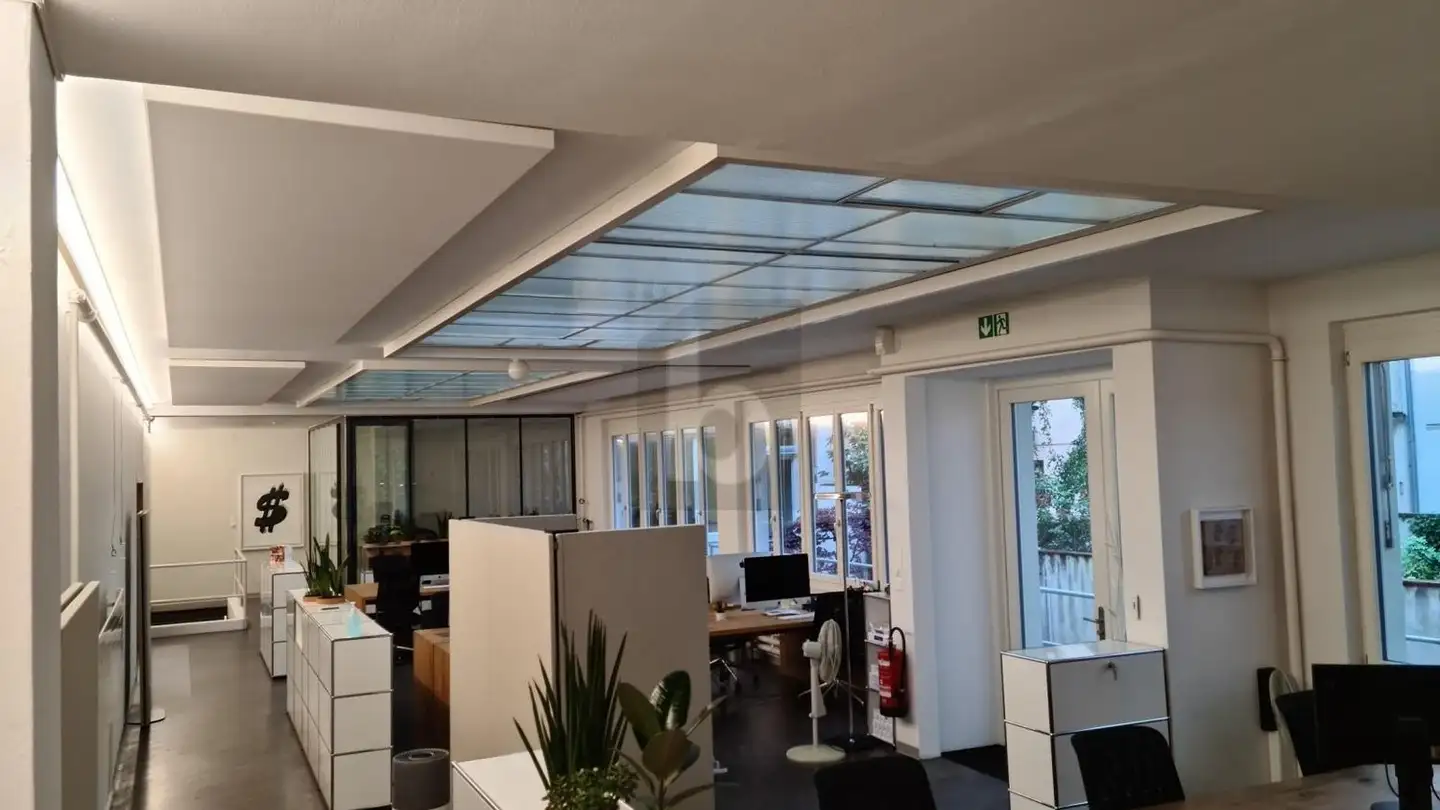 Mixed-use building for sale - 4053 Basel - Photo 3