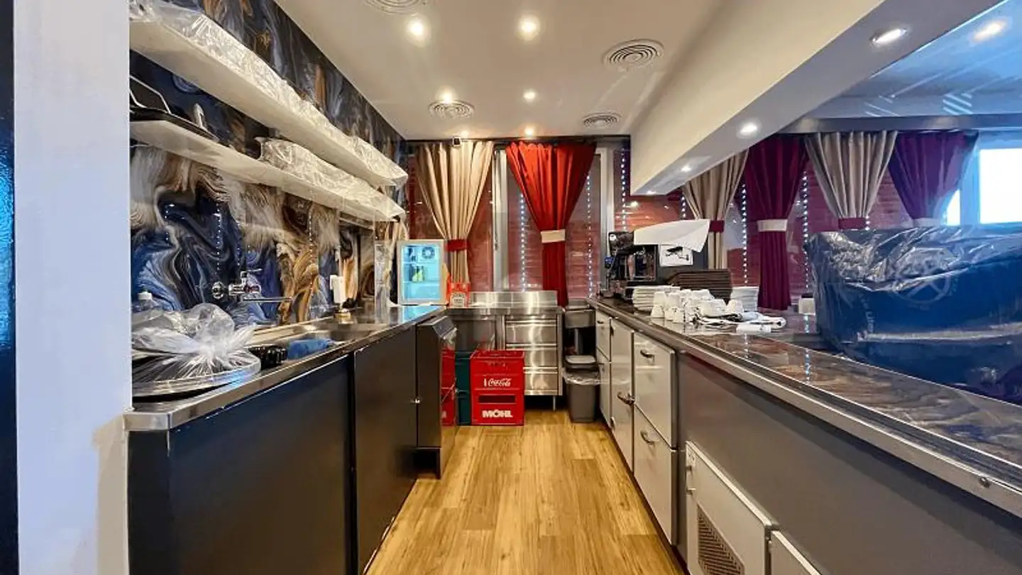 Restaurant for rent - 8406 Winterthur - Photo 3