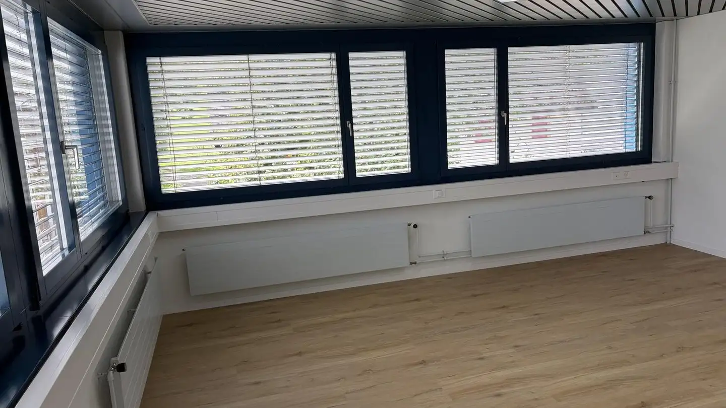 Office space for rent - Sarbachstrasse 5, 6345 Neuheim - Photo 3