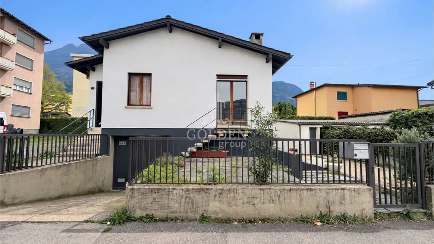 Villa for sale - Via Industria 1, 6963 Pregassona