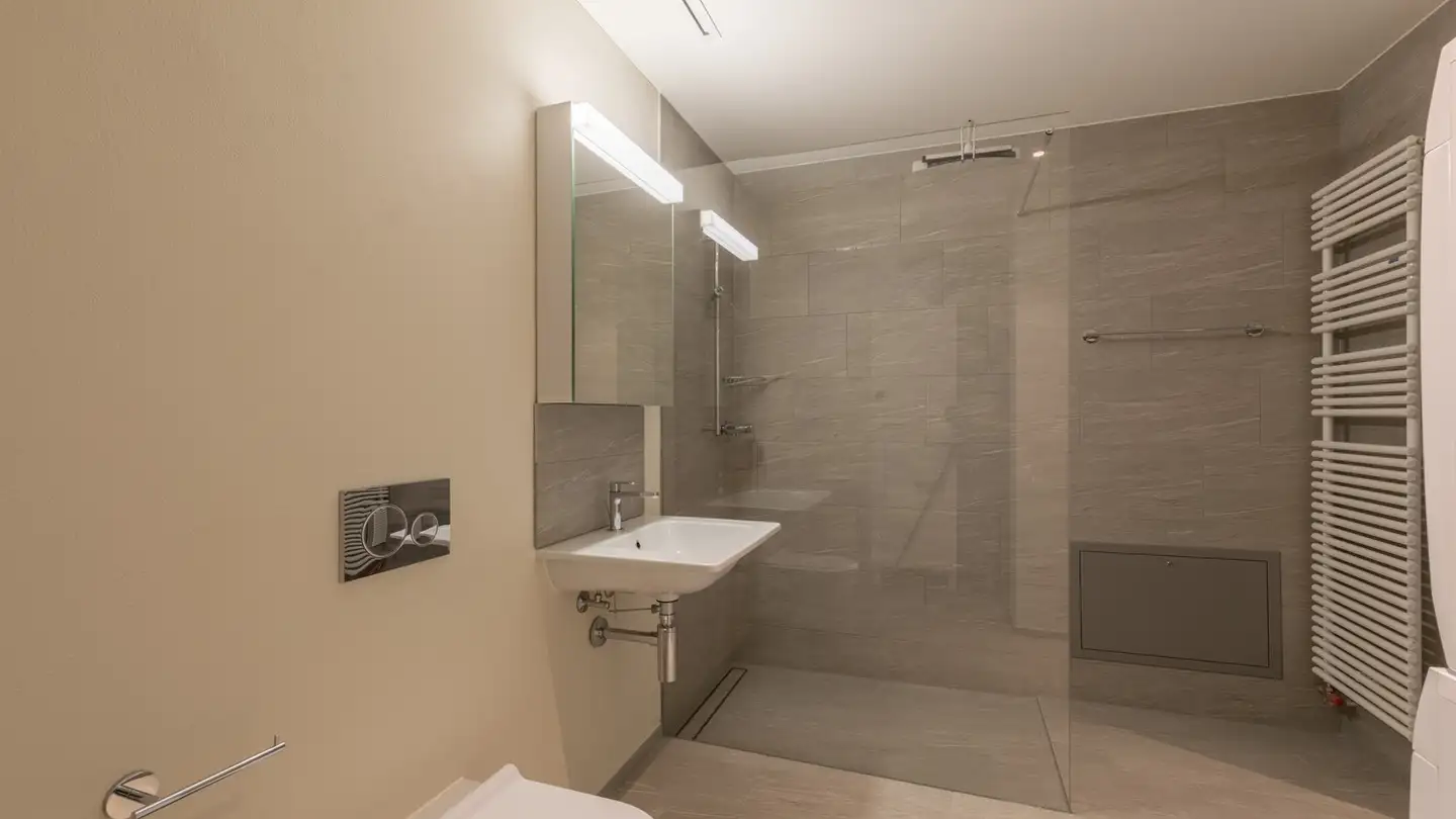 Appartement à louer - Seegüetli 2, 8846 Willerzell - Photo 4