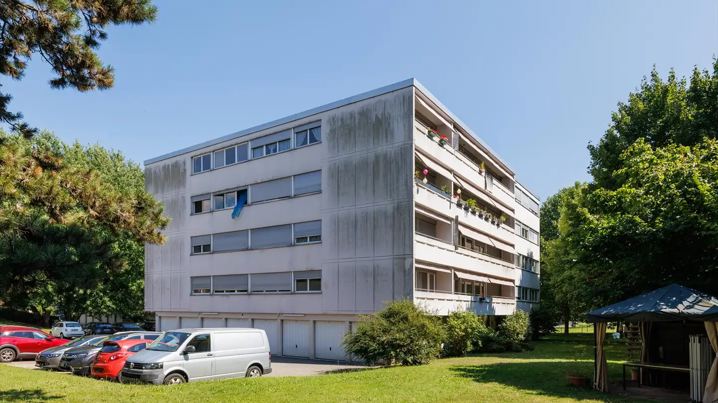 Place de parking extérieure à louer - 1196 Gland - Photo 4