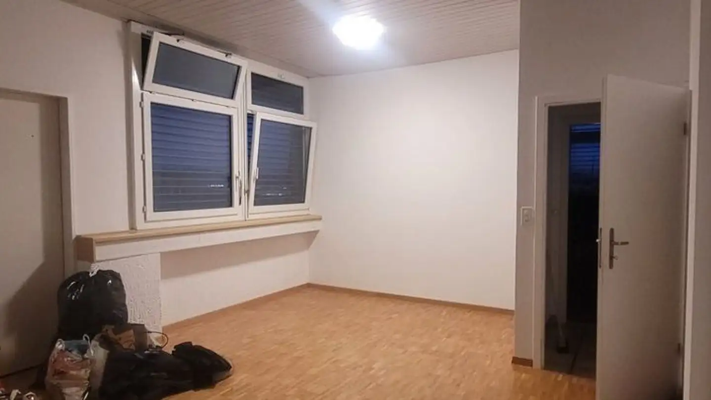 Zimmer mieten - Bahnstrasse 102, 8105 Regensdorf - Foto 2