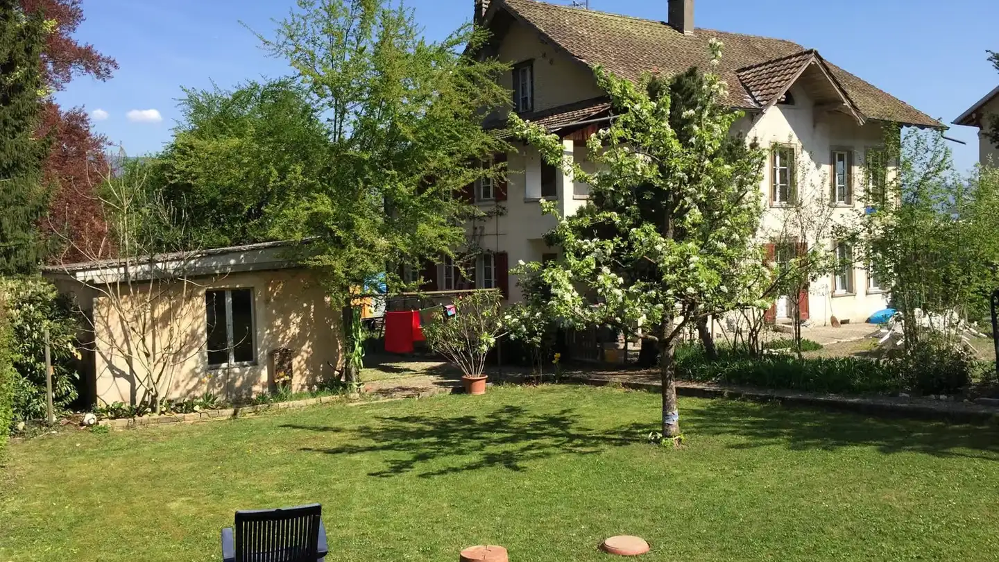 Residential building for rent - Bernstrasse 14, 3294 Büren an der Aare