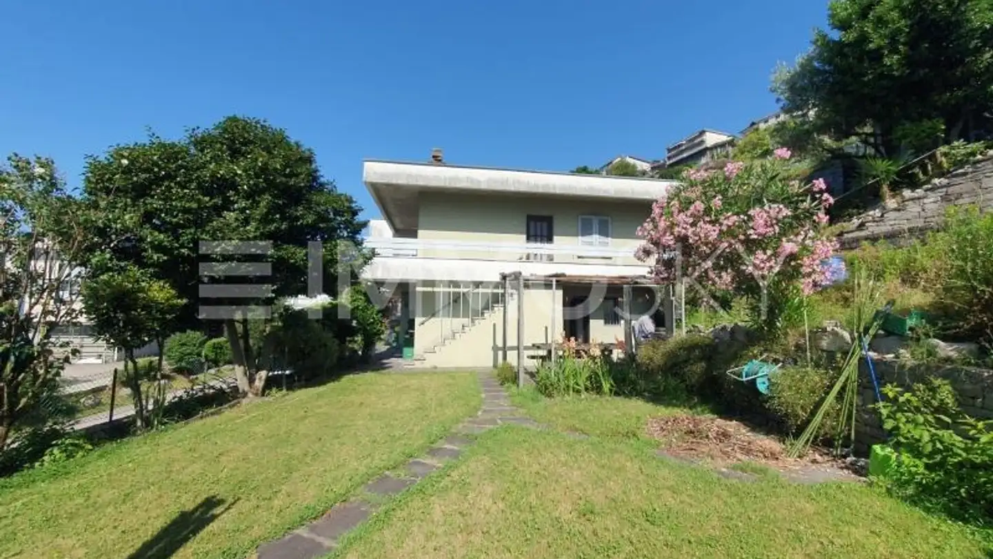 Residential building for sale - 6595 Riazzino