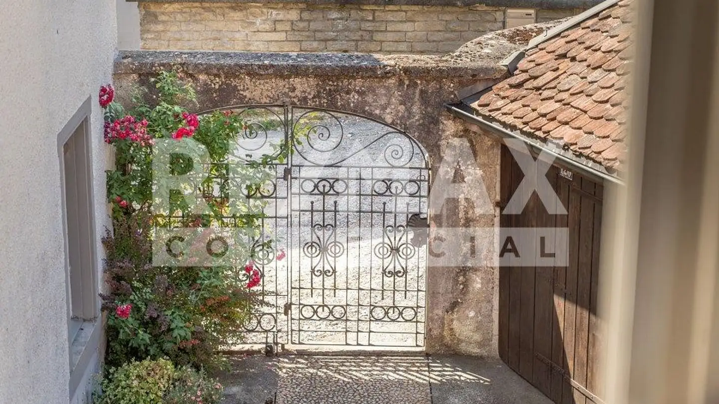 Residential building for sale - 5080 Laufenburg