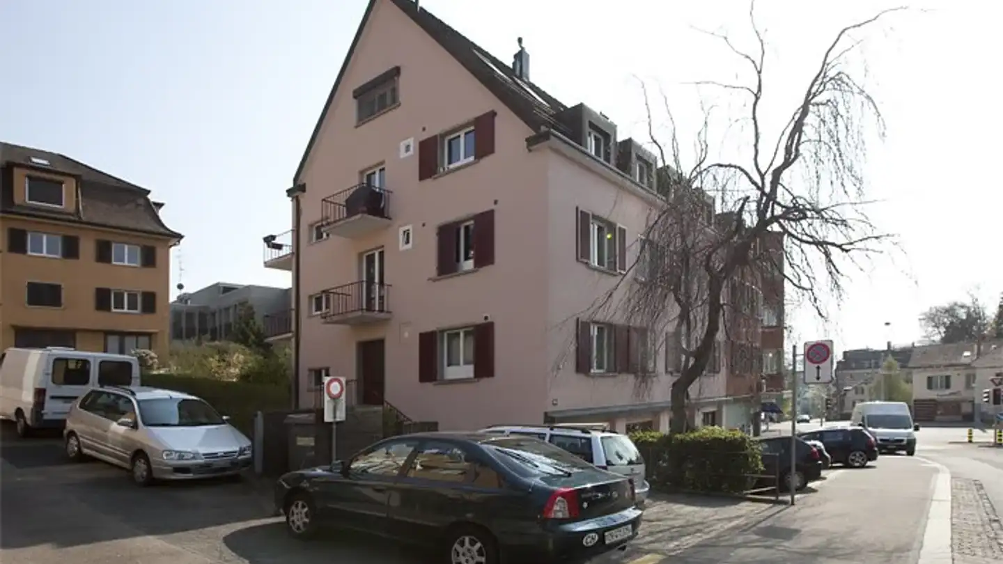 Dachgeschosswohnung mieten - Hegibachstrasse 104, 8032 Zürich