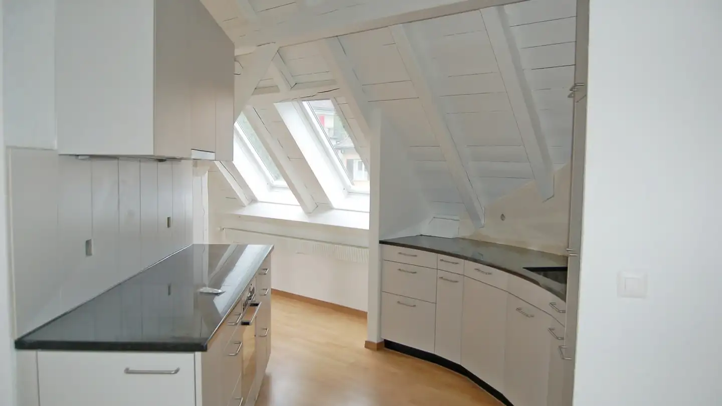 Dachgeschosswohnung mieten - Hegibachstrasse 104, 8032 Zürich - Foto 2