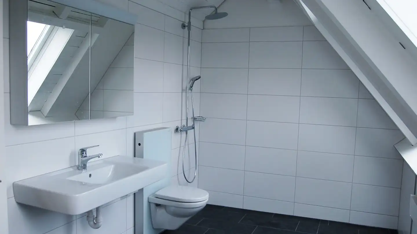 Dachgeschosswohnung mieten - Hegibachstrasse 104, 8032 Zürich - Foto 3