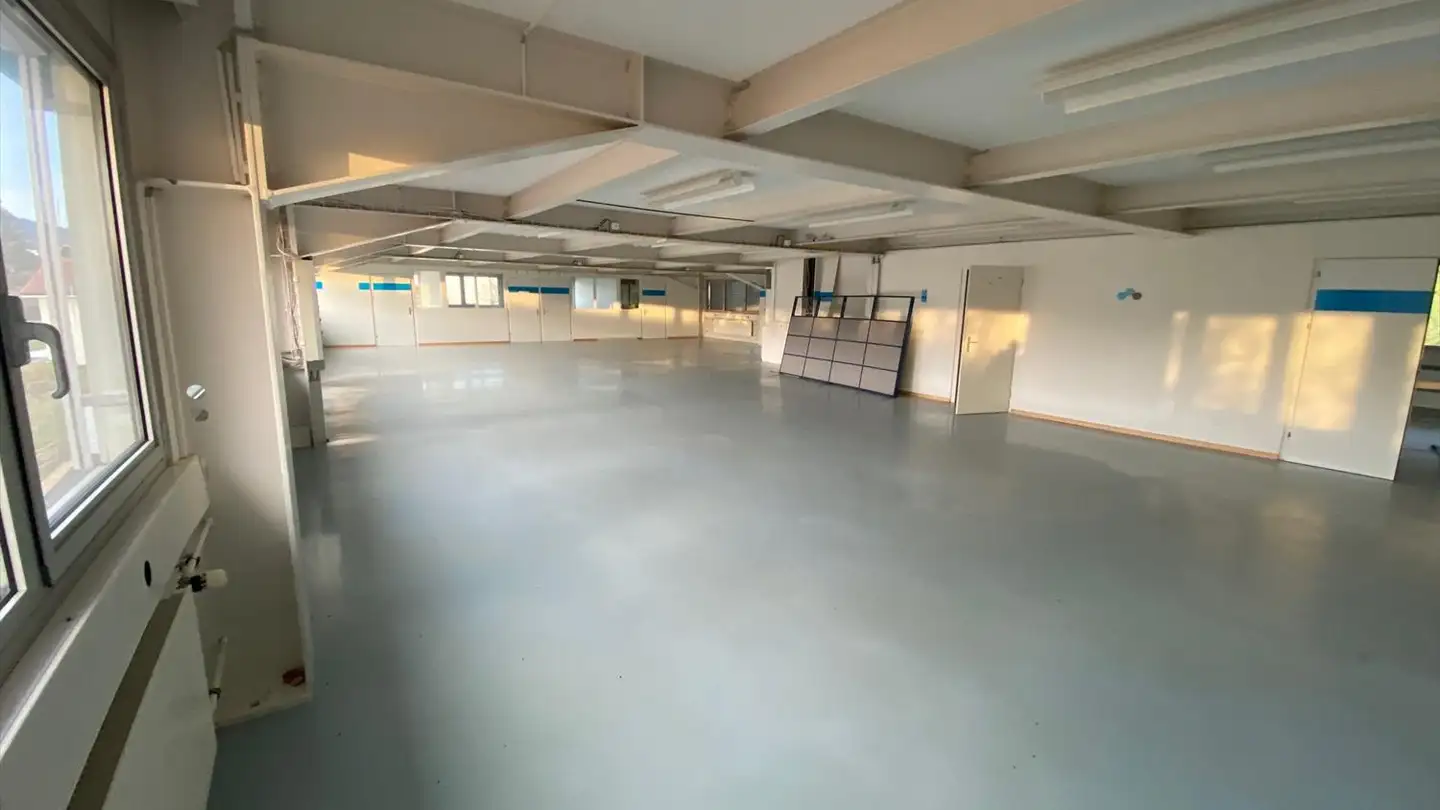 Commerciale in affitto - L'echelette 7, 2534 Orvin - Photo 4