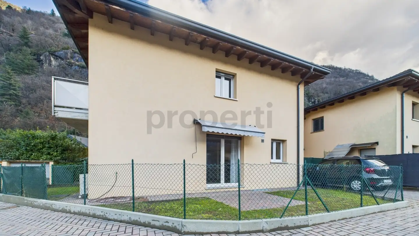 Single house for sale - 6705 Cresciano