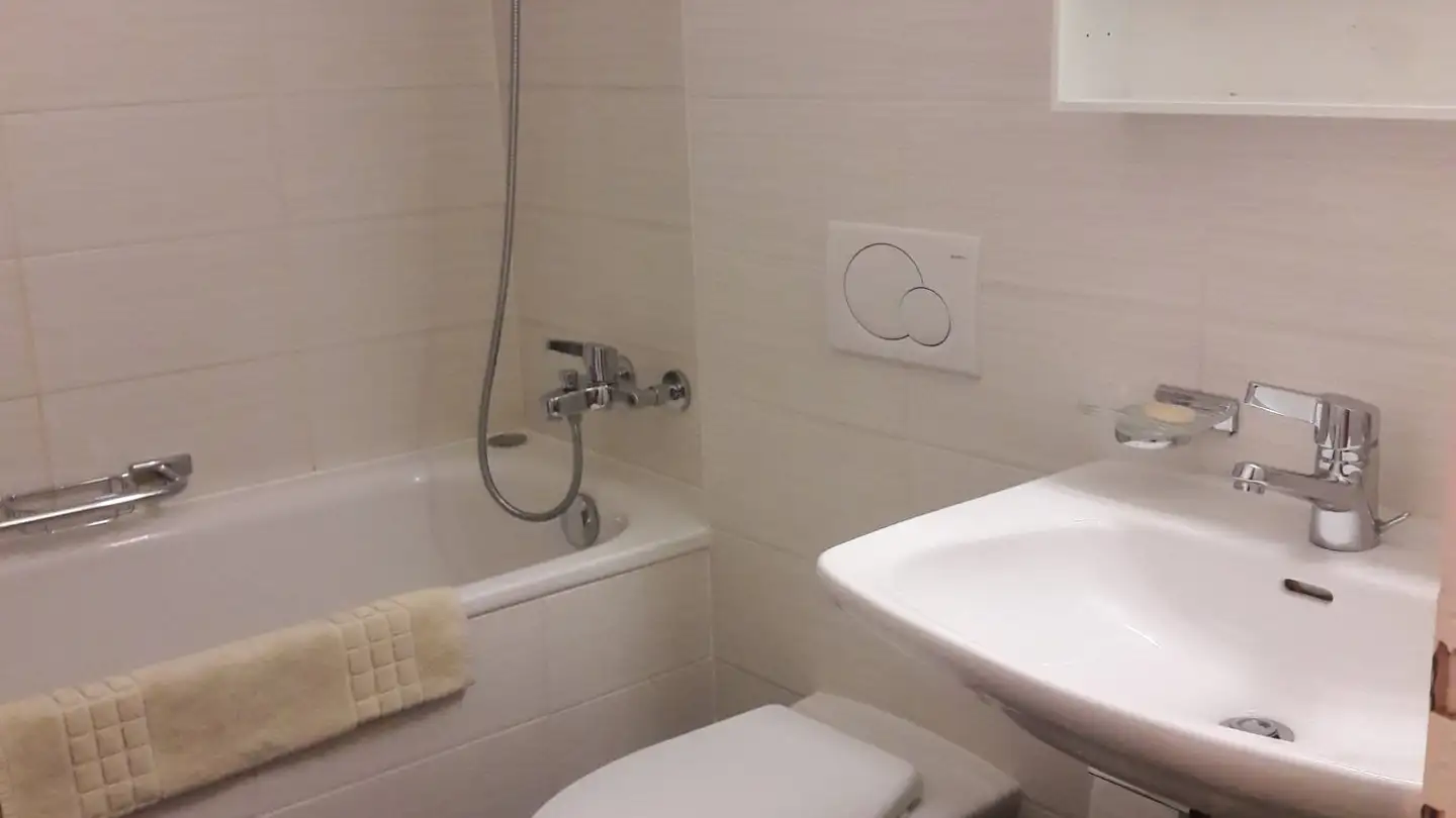 Apartment for rent - 1203 Genève - Photo 2