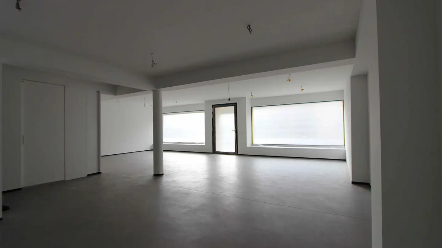 Commerciale in affitto - Seestrasse 109, 8806 Bäch SZ