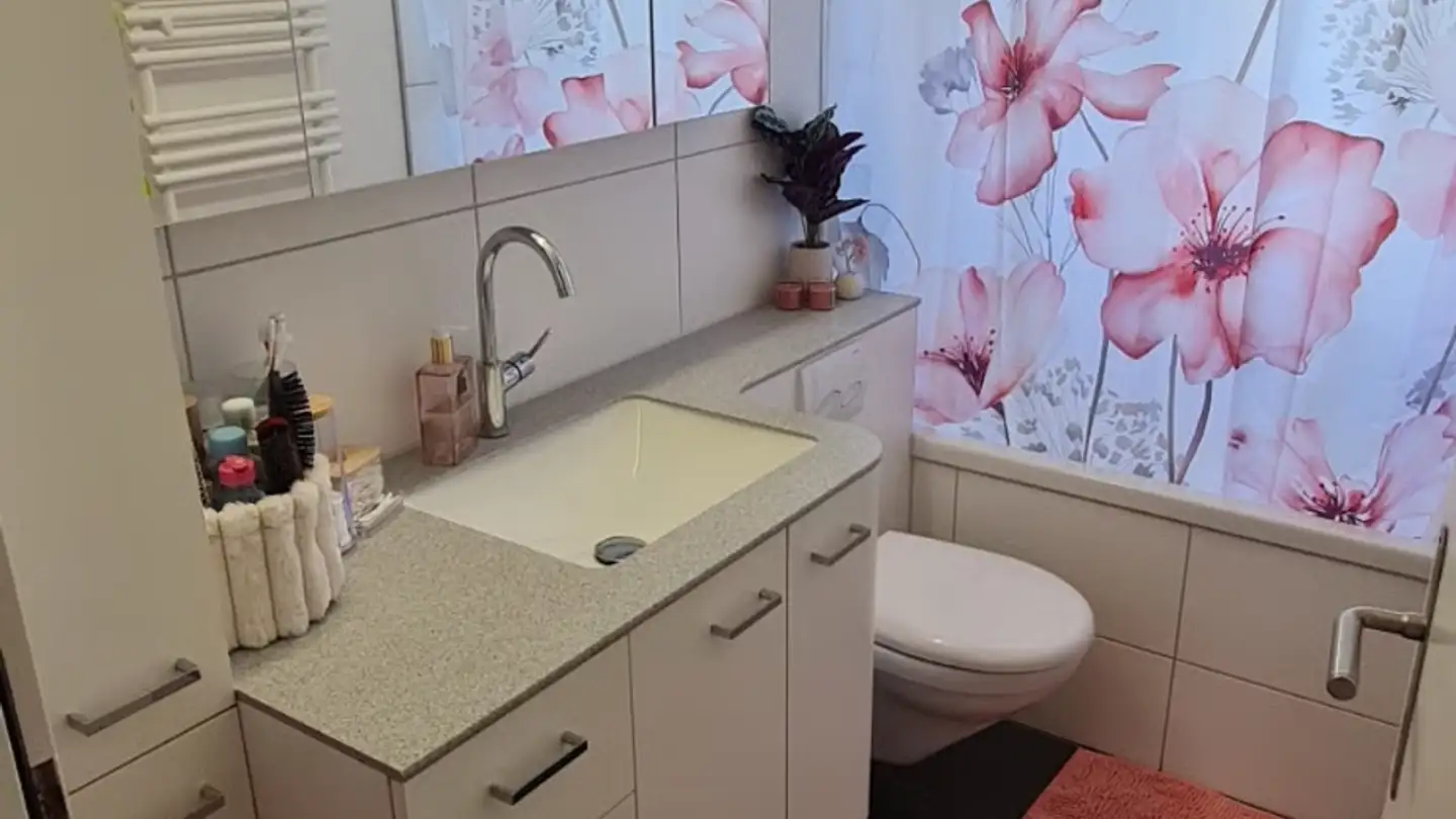Single room for rent - 8212 Neuhausen am Rheinfall - Photo 4