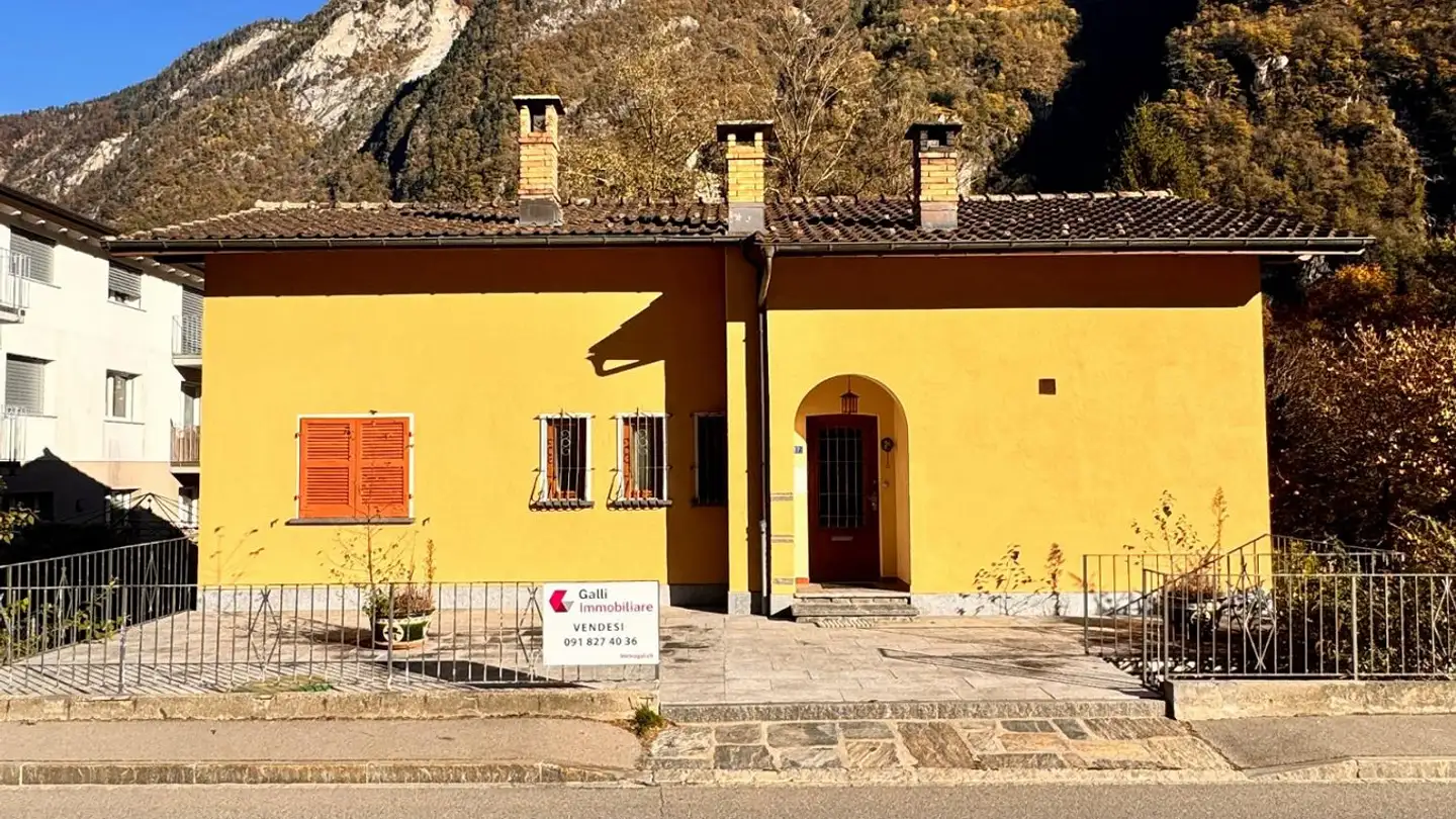 Casa bifamiliare in vendita - Stradon 17, 6557 Cama - Photo 2