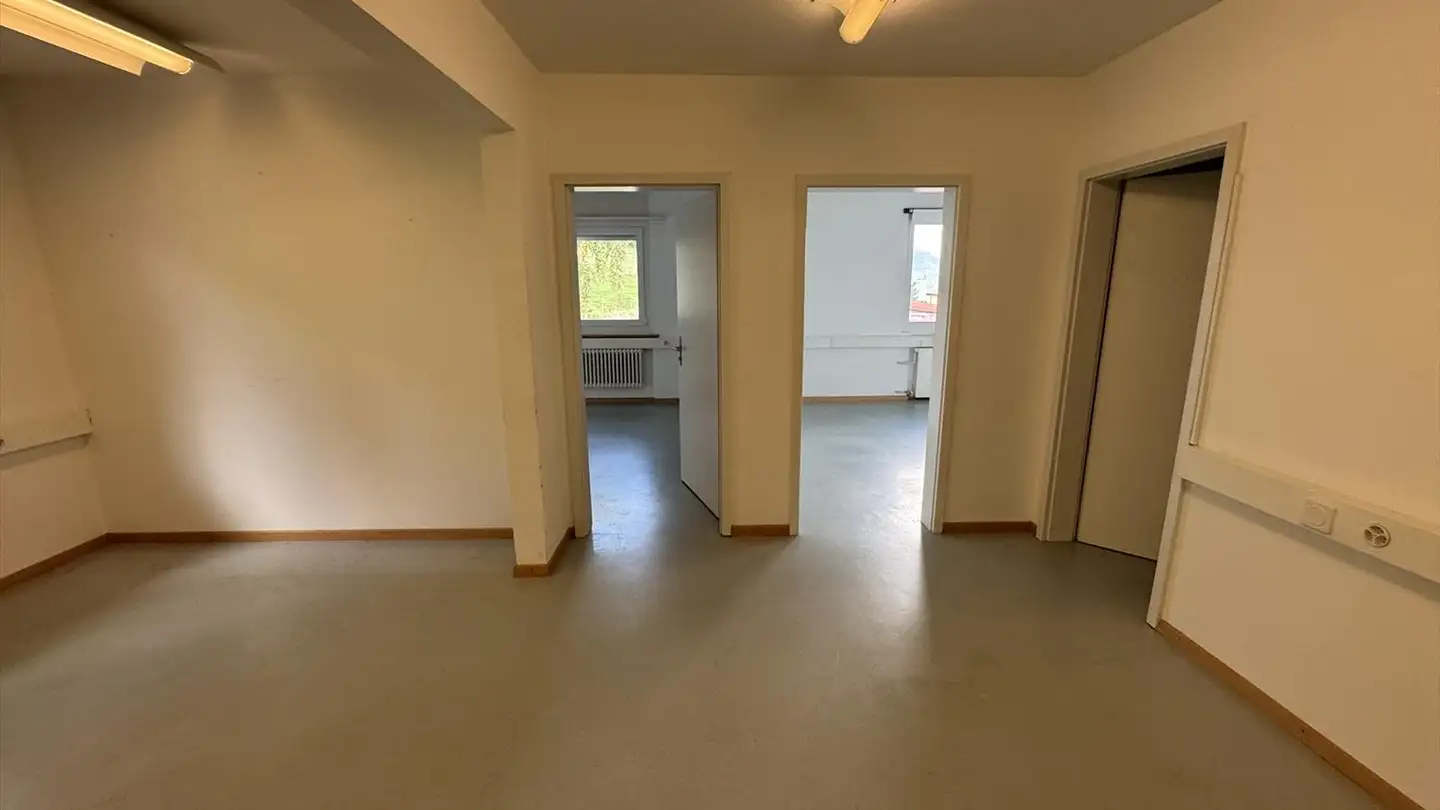 Spazio ufficio in affitto - L'echelette 7, 2534 Orvin - Photo 4