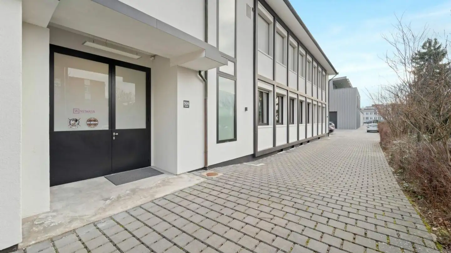 Workshop for rent - Sandweg 50a, 4123 Allschwil