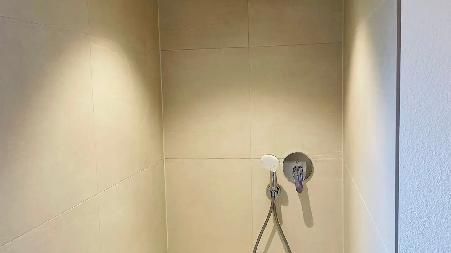 Casa bifamiliare in affitto - Linth-Escher-Strasse 7, 8867 Niederurnen - Photo 4