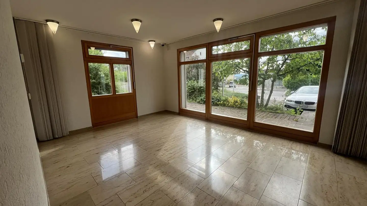 Gewerbe mieten - Hofackerstrasse 2, 4412 Nuglar