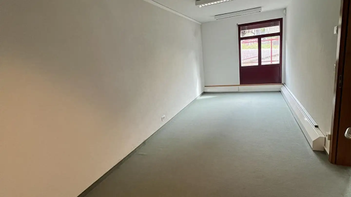 Commercial à louer - Hofackerstrasse 2, 4412 Nuglar - Photo 4