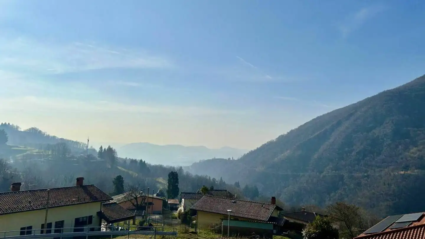 Constructible plot for sale - 6835 Morbio Superiore