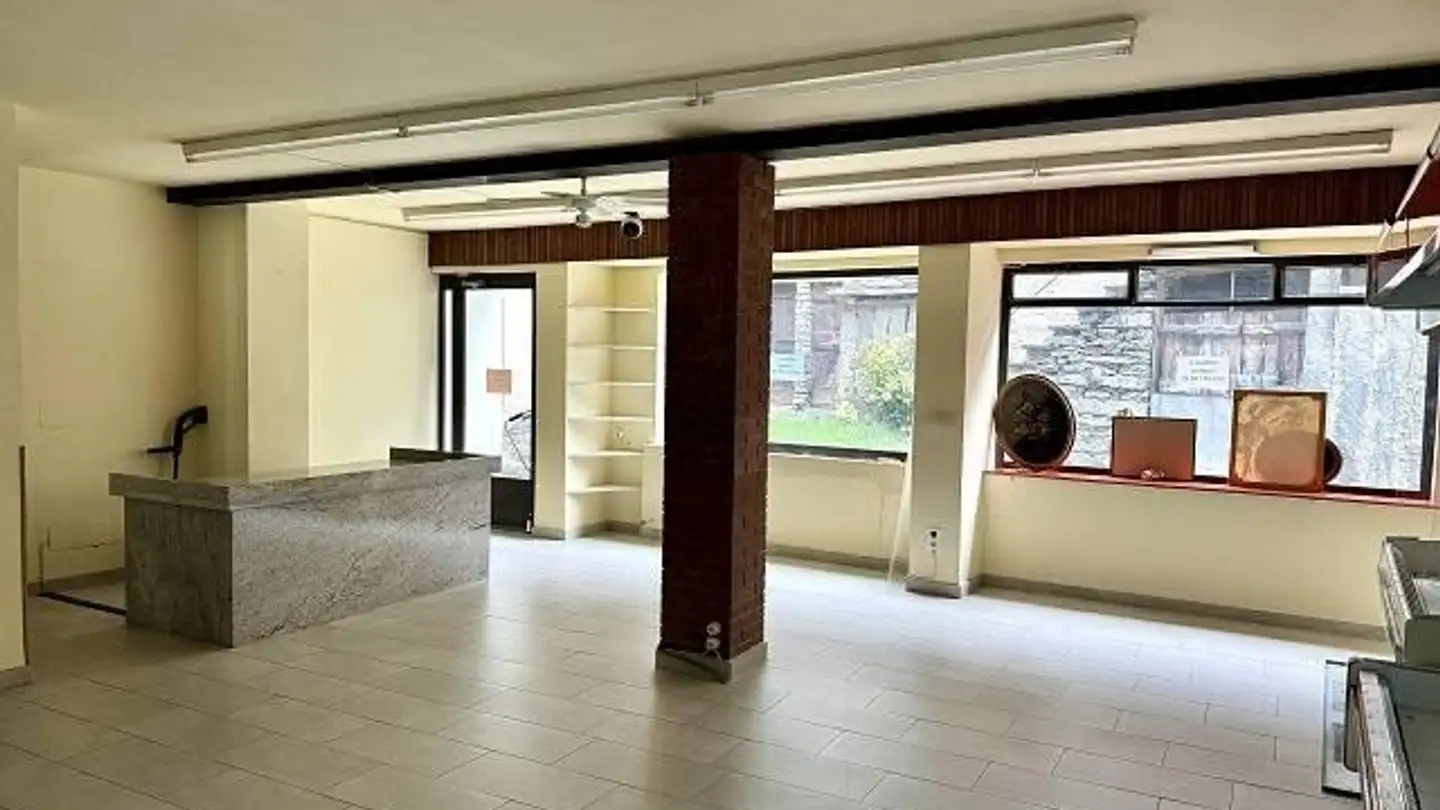 Mixed-use building for sale - 6690 Cavergno - Photo 2