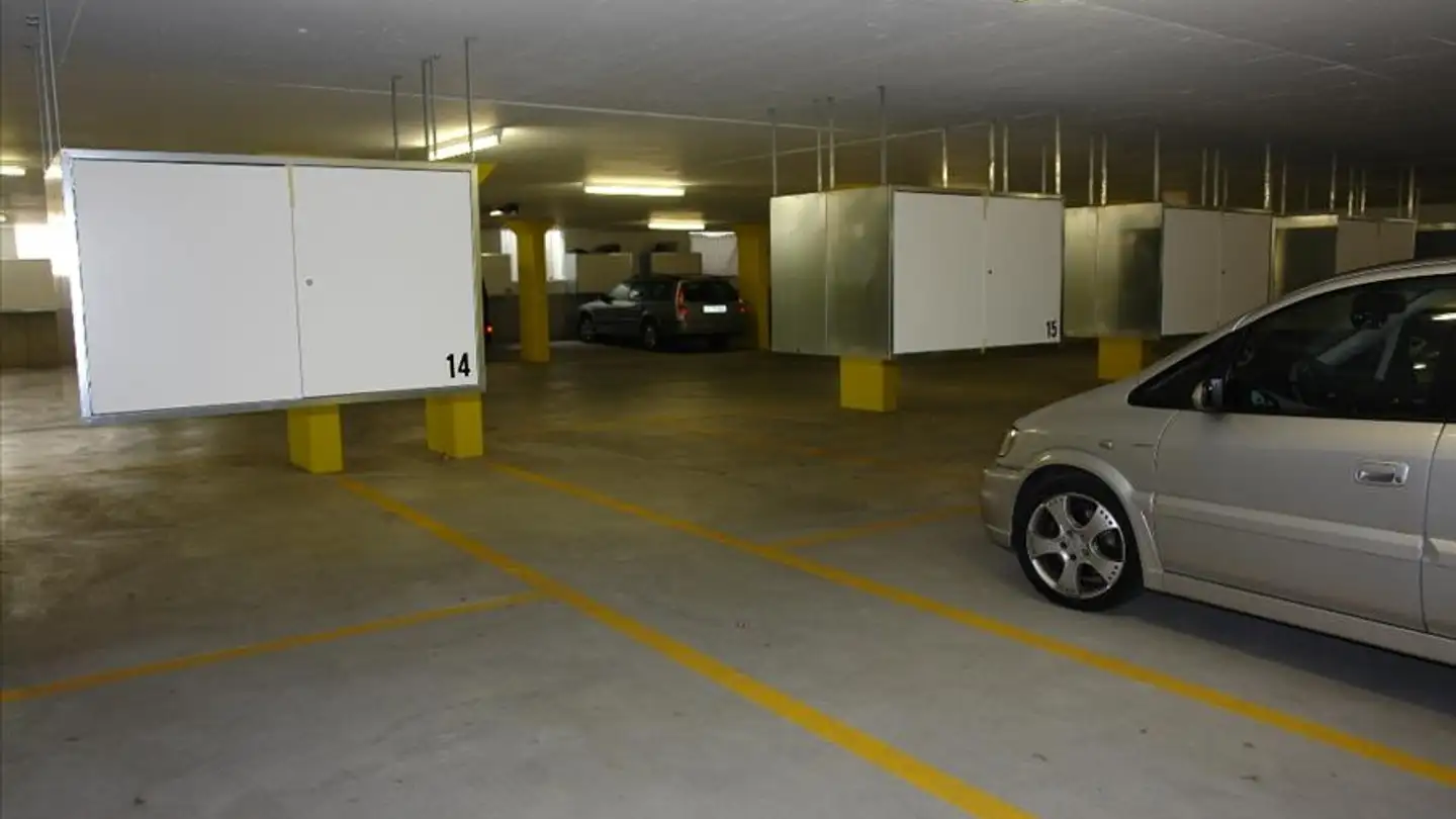 Underground parking space for rent - Höglerstrasse, 8600 Dübendorf