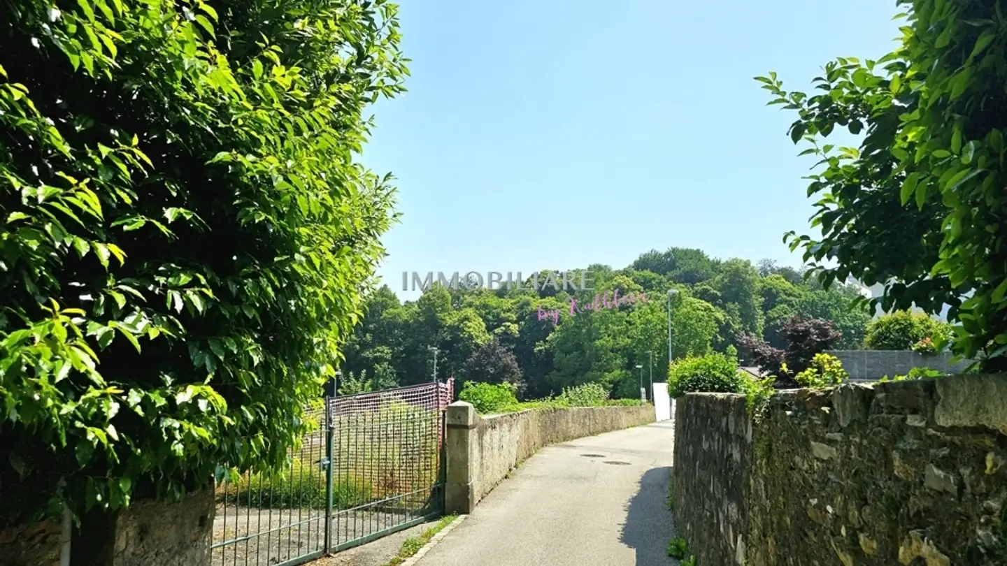 Constructible plot for sale - 6927 Agra - Photo 4