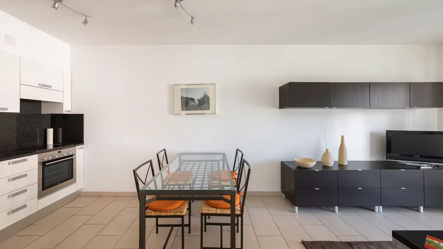 Appartement meublé à louer - Via Luigi Taddei, 6962 Viganello - Photo 4