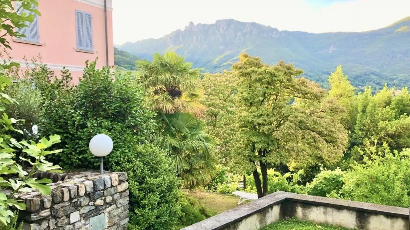 Industrial building plot for sale - 6953 Lugaggia