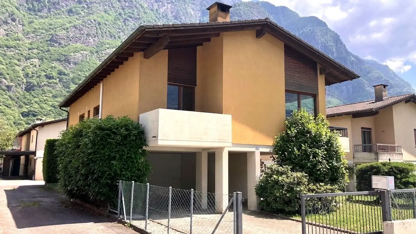 Casa singola in vendita - Via Giuseppe Motta, 6710 Biasca - Foto 2