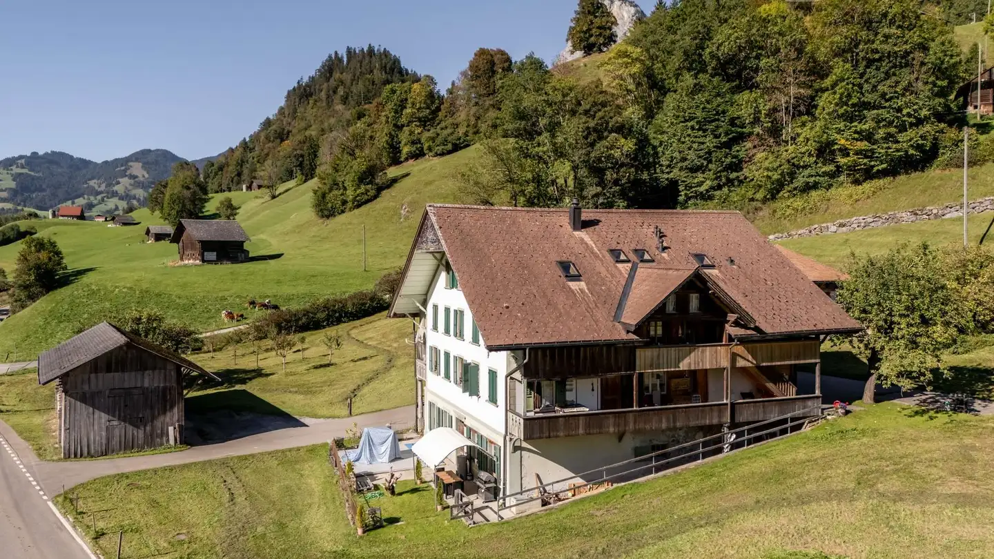 Immeuble résidentiel à vendre - 3766 Boltigen
