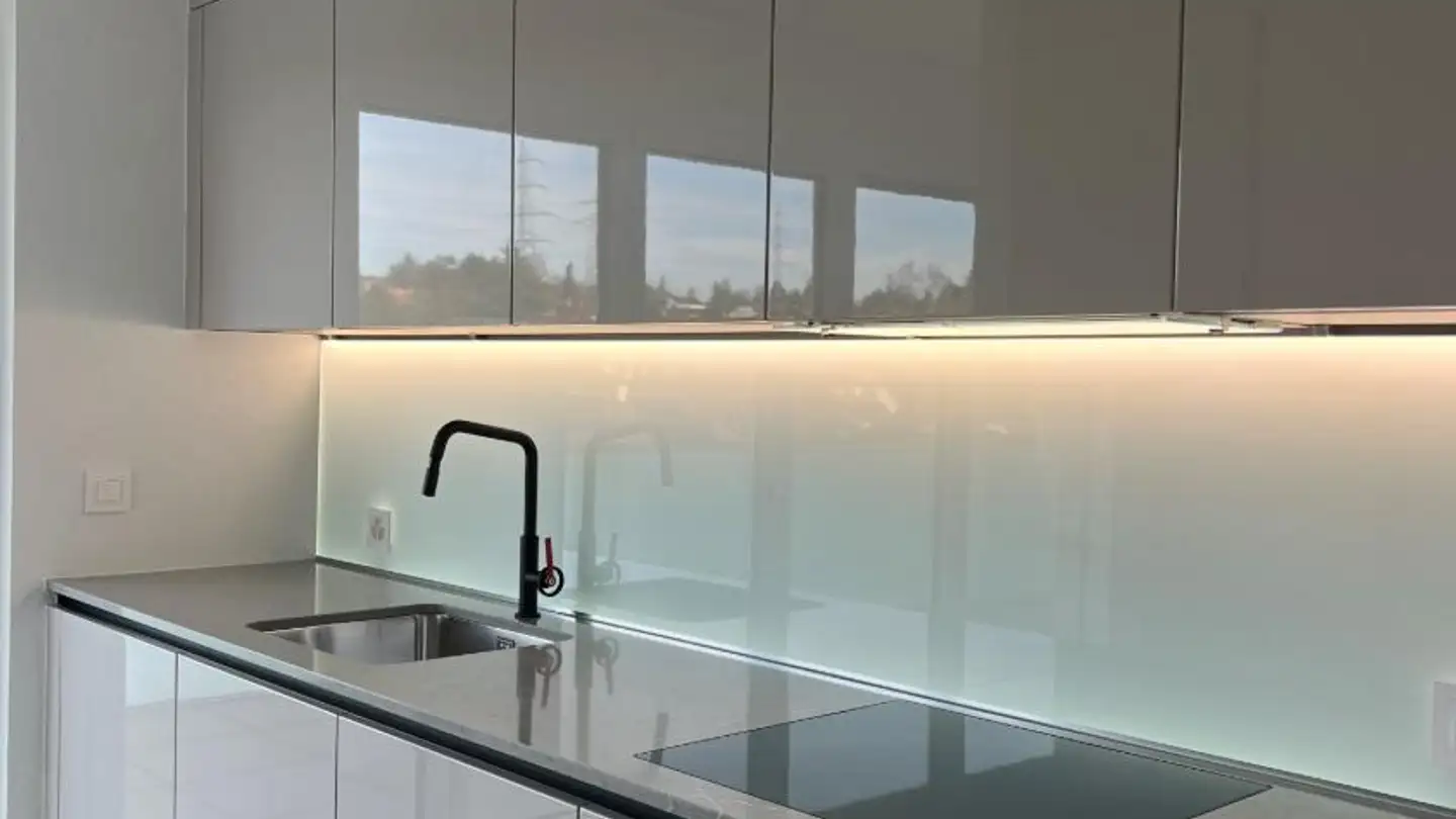 Appartement à louer - Route De La Clochatte 106, 1052 Le Mont-sur-Lausanne - Photo 2